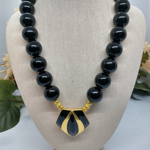 Necklace Black and Gold Chunky Statement Necklace and  Earrings - Picture 6 of 8